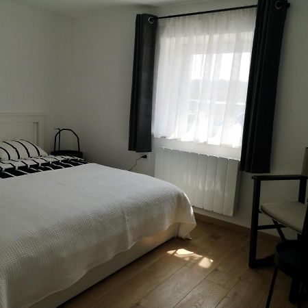 Mega Hostelクラピナ エクステリア 写真